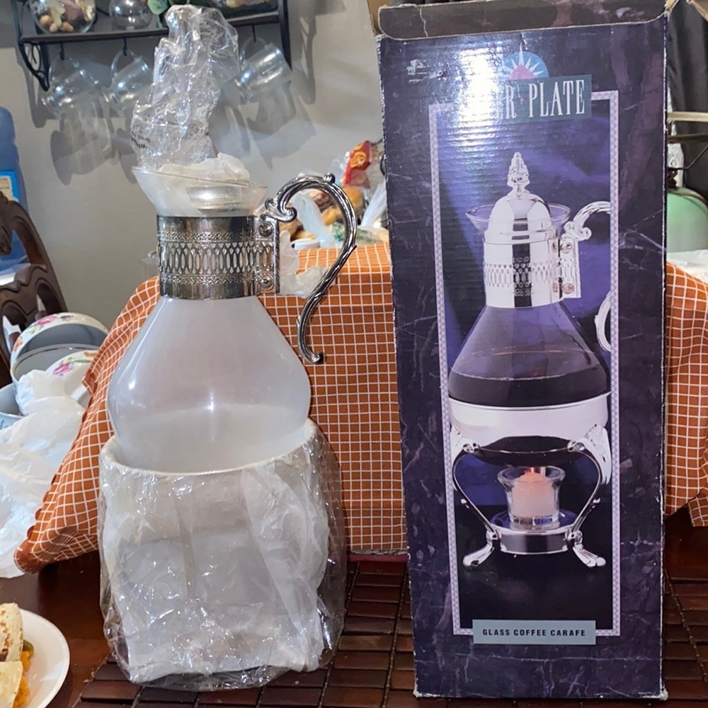 1978 Silver Plated and Glass Carafe with Stand W/Warming Candle, Holds 10 Cups